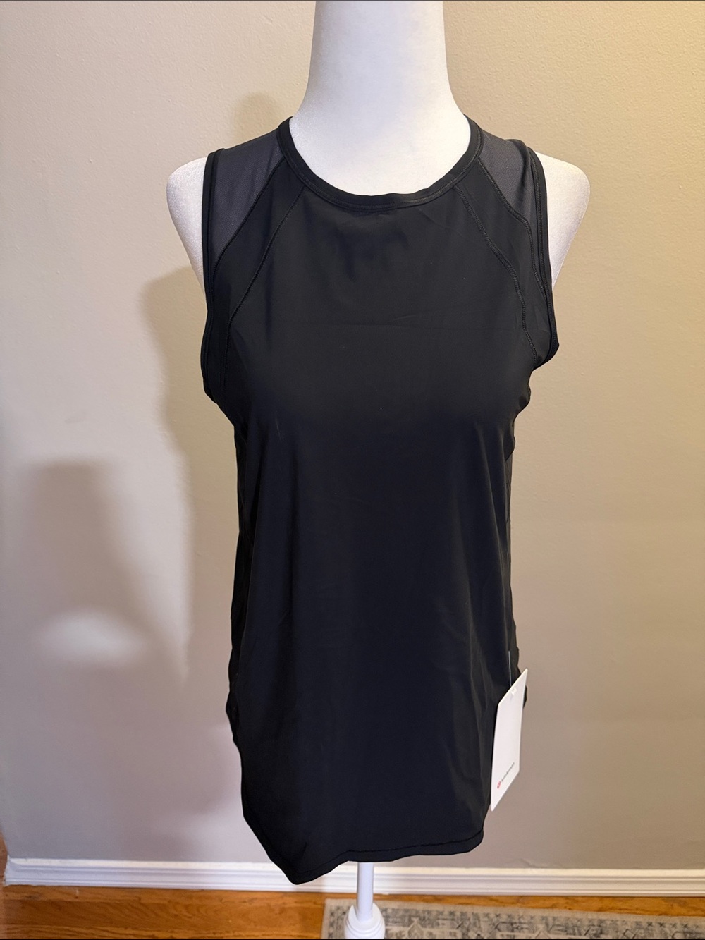 LULULEMON Black Sleeveless Women’s Performance Tank Top - sculp tank size 6